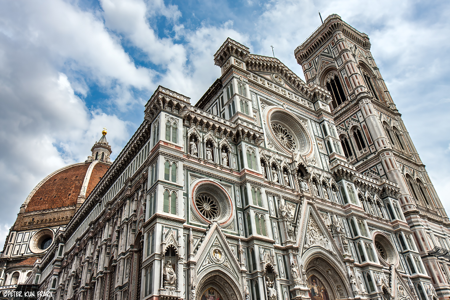 Basilica di Santa Maria del Fiore (c. 1296) | Firenze, Italia | ©Peter Kun Frary Basilica di Santa Maria